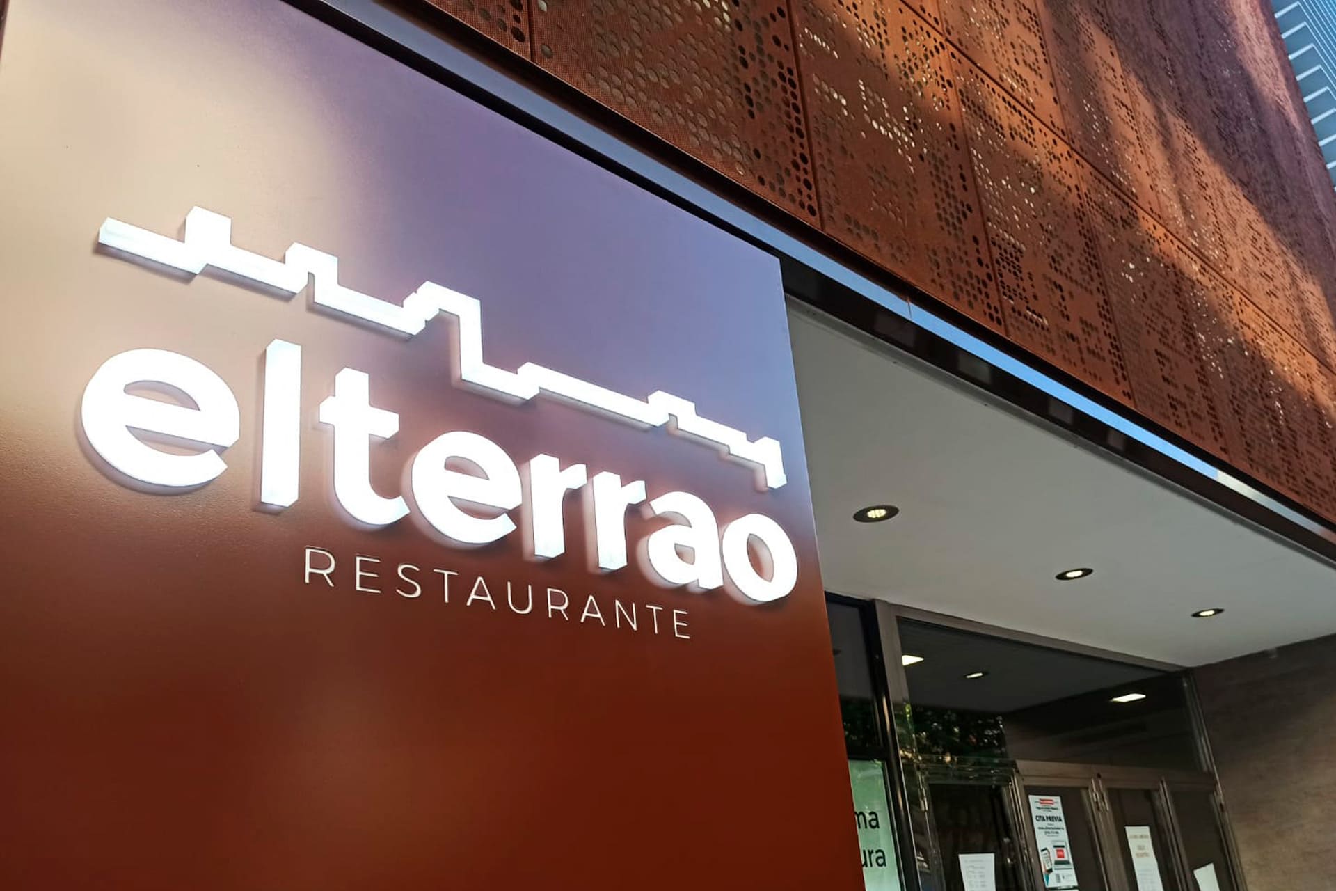 El Terrao, hostelería y restauración en Almería