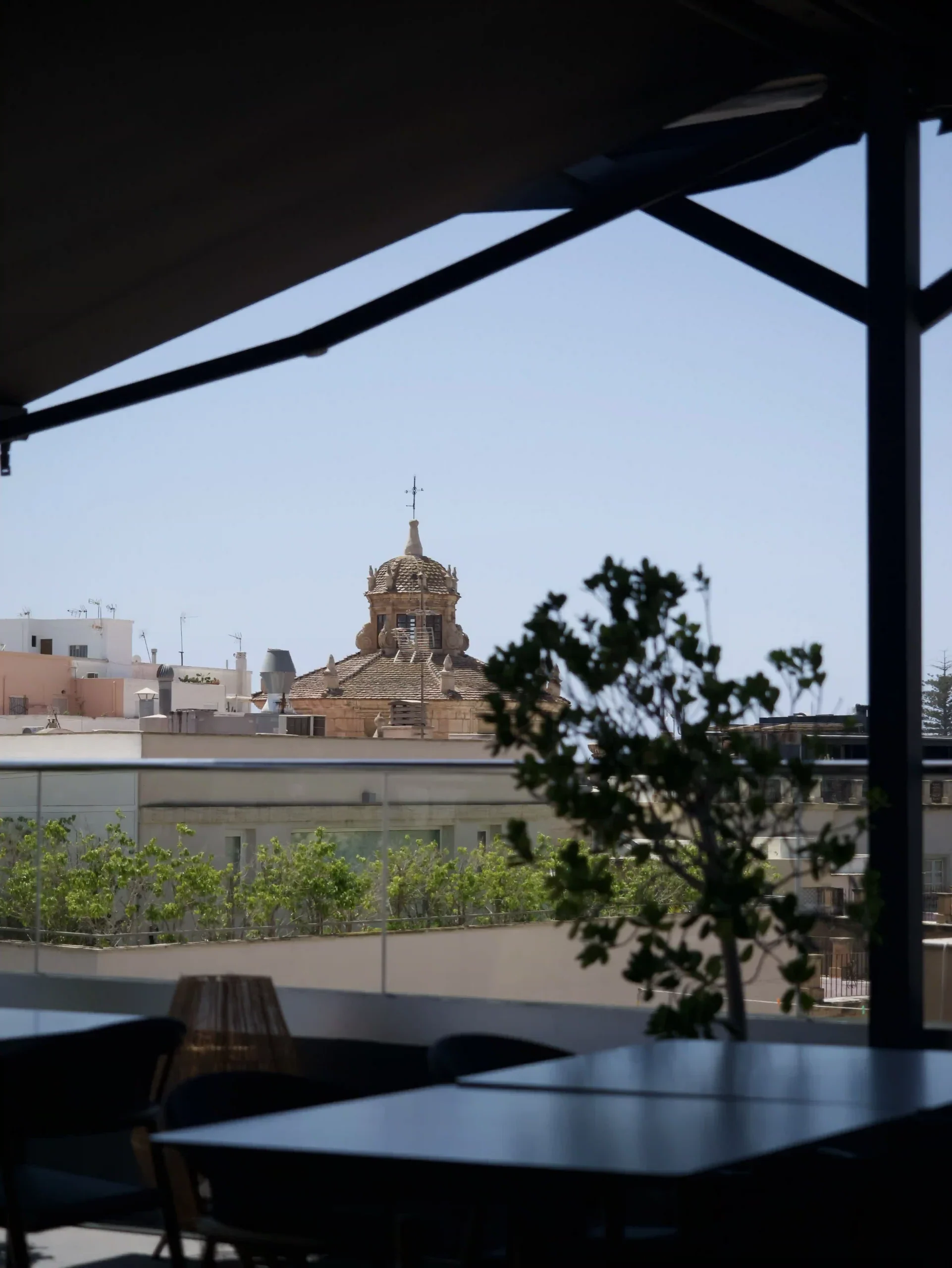 Terraza de restaurante El Terrao en Almería centro