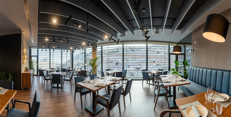 Comidas y cenas de empresa en El Terrao, restaurante para eventos corporativos en Almería